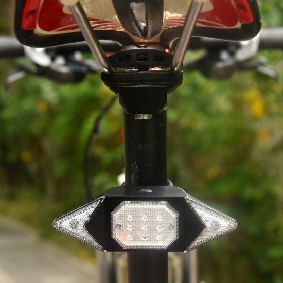 LED Turn Signal Bike Light USB Rechargeable Bicycle Tail Light with Direction Indicator Waterproof Cycling Safety Light Intelligent Remote Control Cycling Rear Bright Light Warning Lamp LED Turn Signal Bike Light USB Rechargeable Bicycle Tail Light with Direction Indicator Waterproof Cycling Safety Light Intelligent Remote Control Cycling Rear Bright Light Warning Lamp
